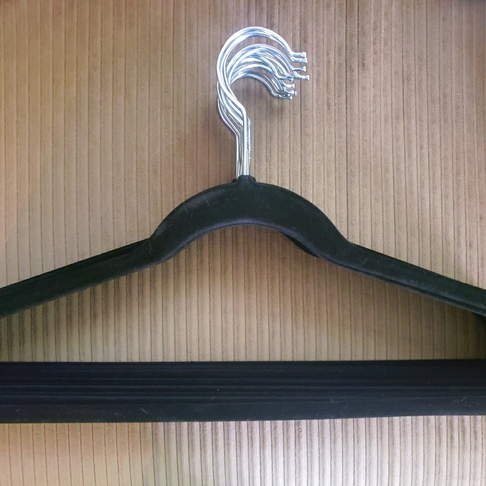 Costco velvet flocked slimline hangers